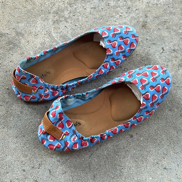 Thando’s Foldable Ballerina Flats - Picture 2 of 6